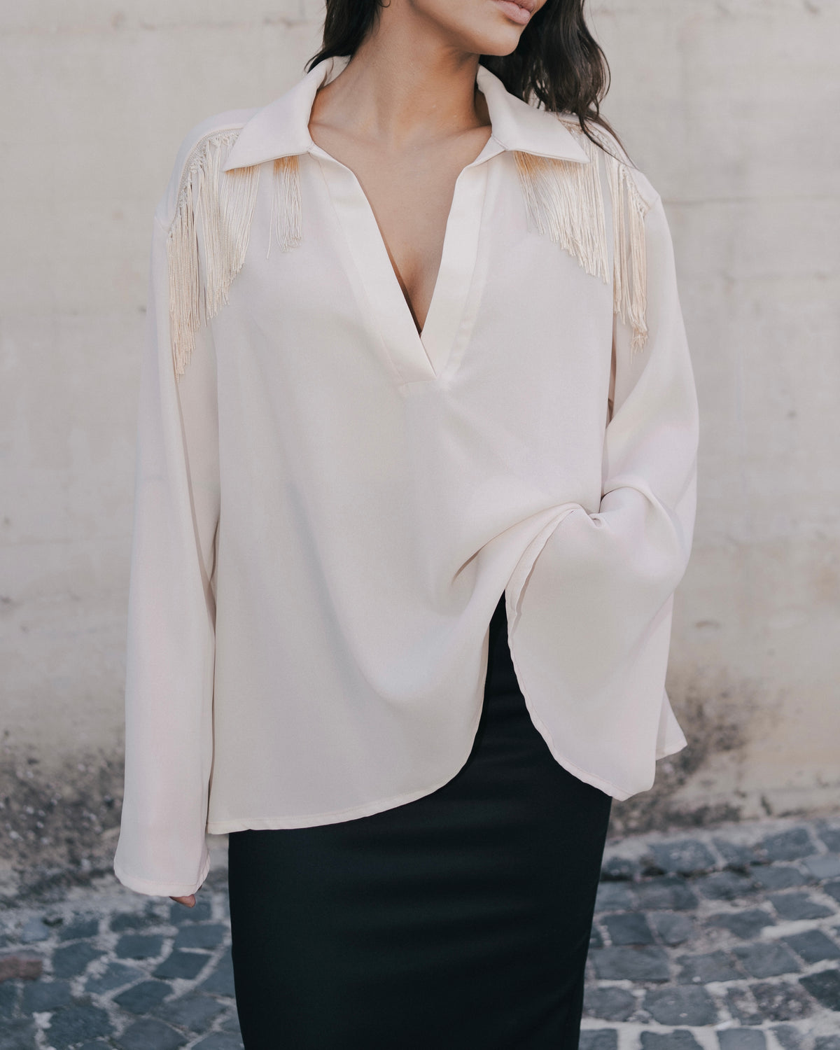 Anema - Camicia con frange sulle spalle Avorio