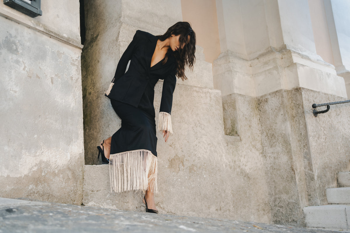Carme’- Giacca con con frange  nero e avorio 100% cotone