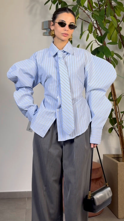 Camicia Unique con cravatta 2