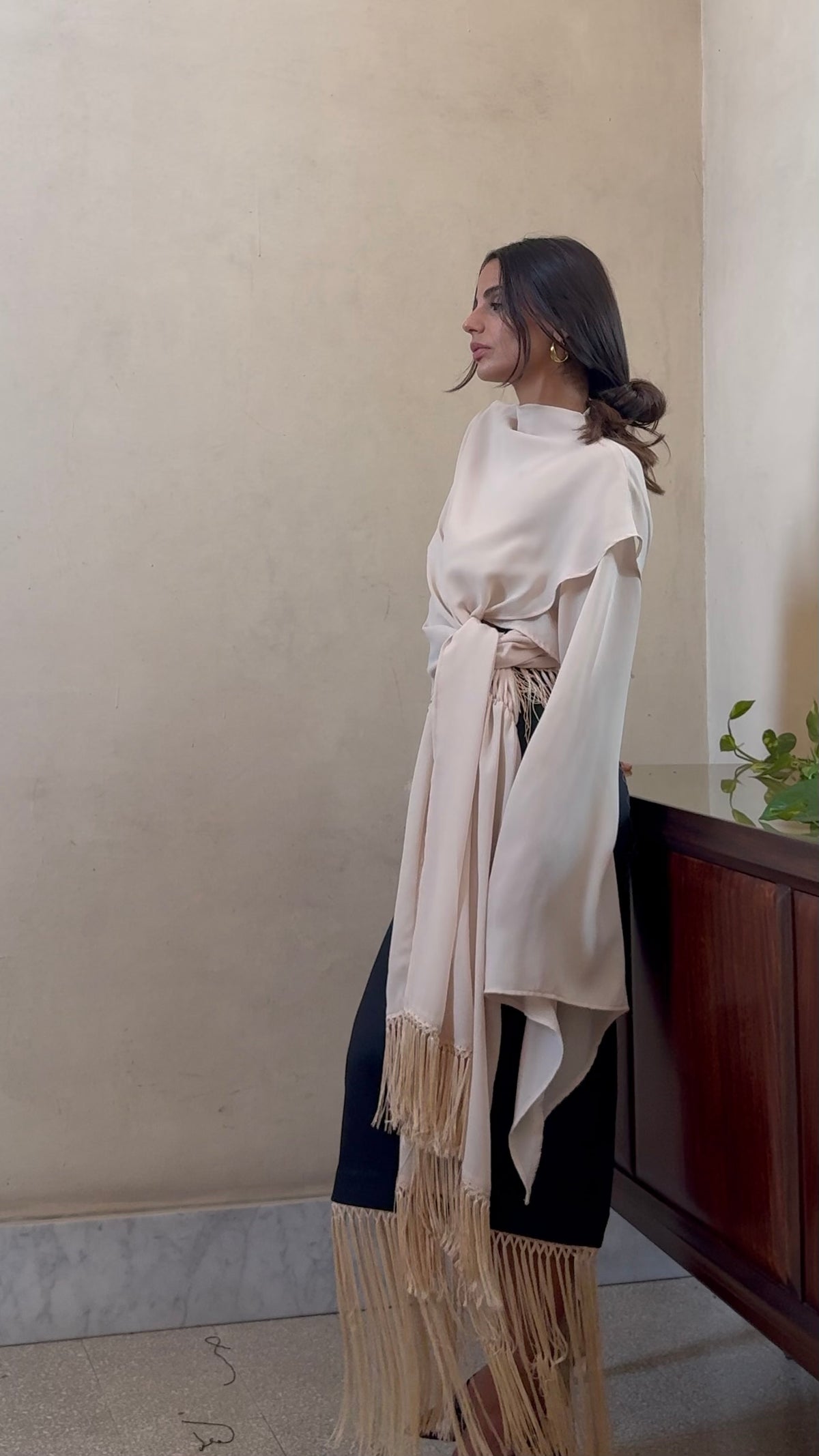 Crianza- Blusa fusciacca con frange avorio