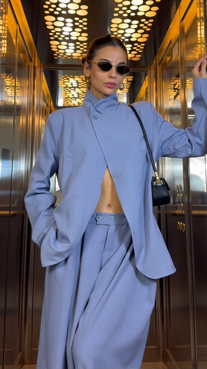 Tailleur Elegant But Different