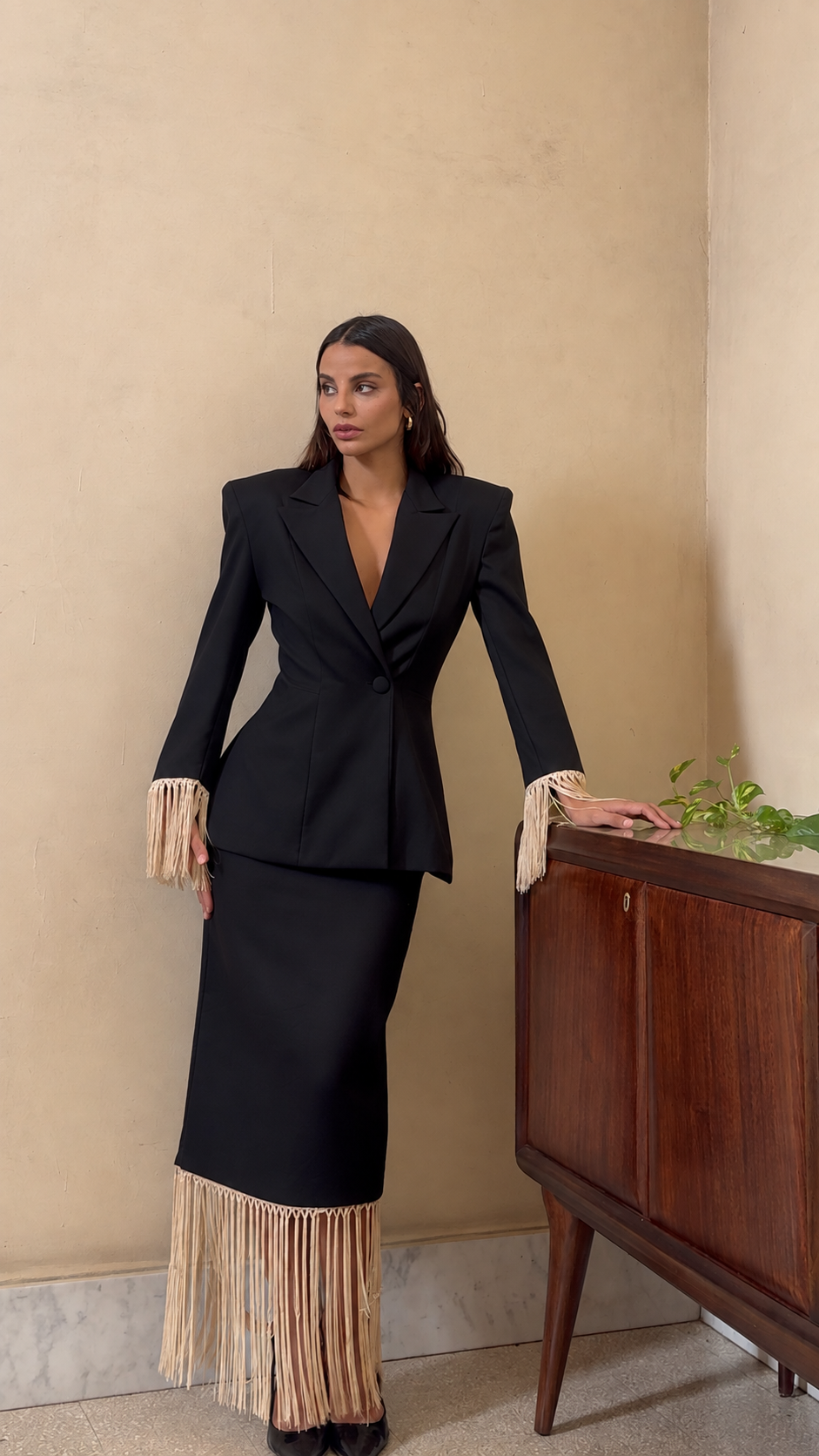 Carme’- Giacca con con frange  nero e avorio 100% cotone