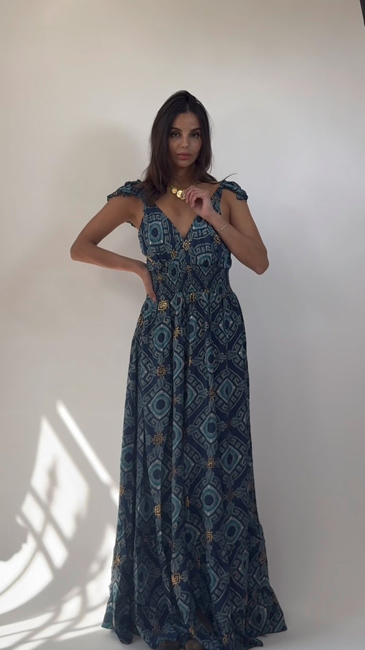 Abito Gitana  lungo  con Balze e Schiena Scoperta con Fiocco 10