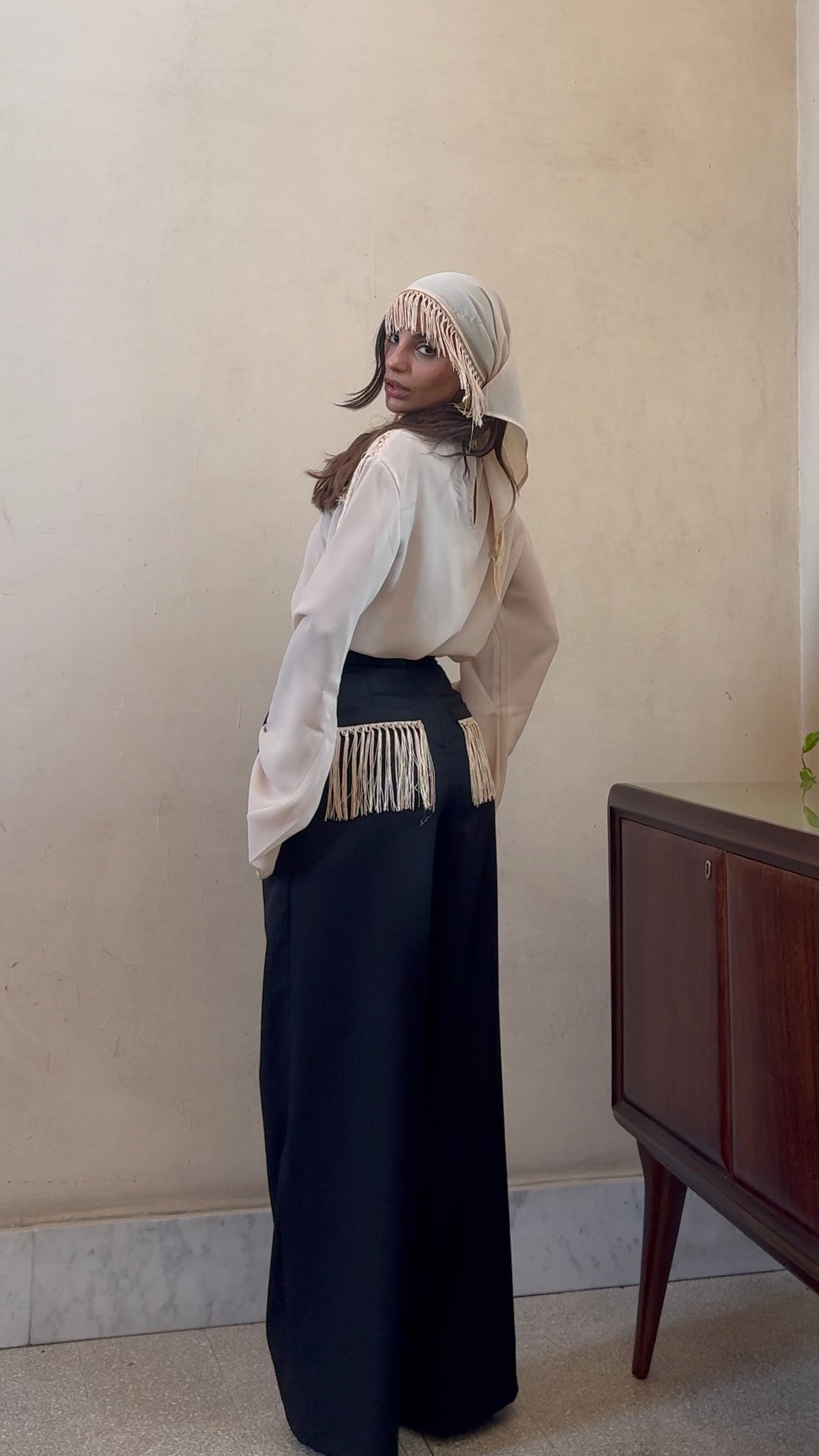 Guagliona - pantalone palazzo con frange nero e avorio 100% cotone